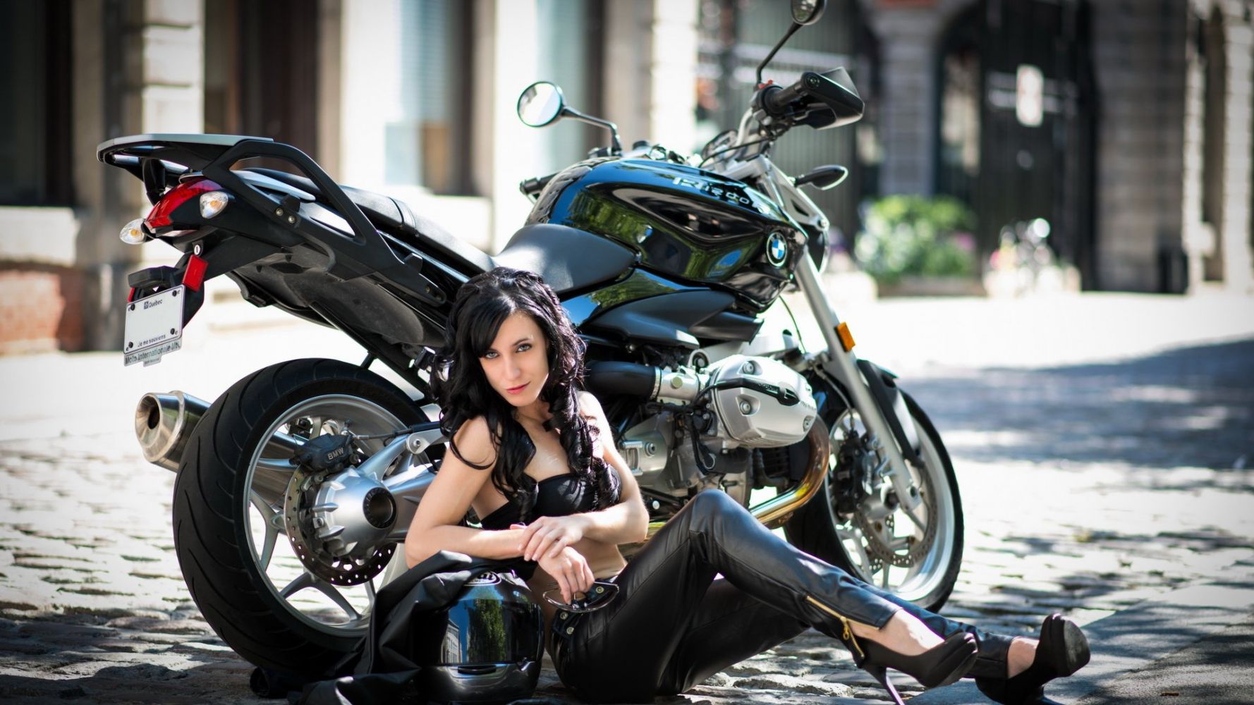 European women on bikes in Bangkok